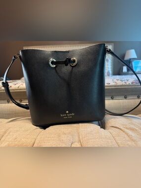 kate spade Black Leather Crossbody Bucket Bag VERY Lightly used.